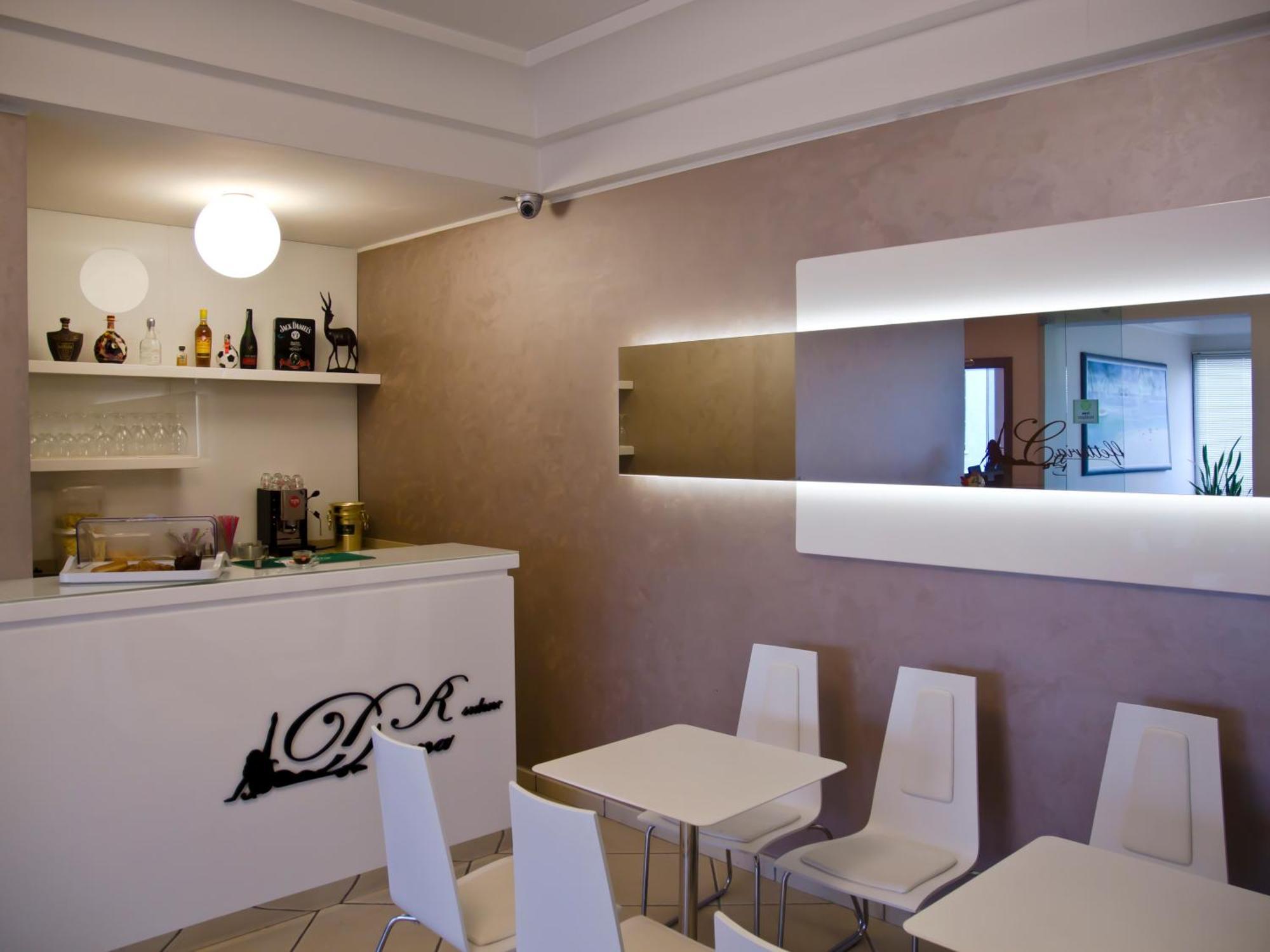 Residence Divina Ріміні Екстер'єр фото