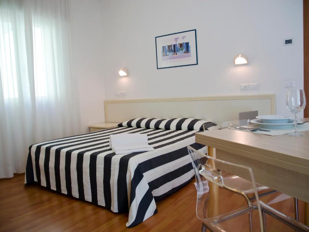 Residence Divina Ріміні Номер фото